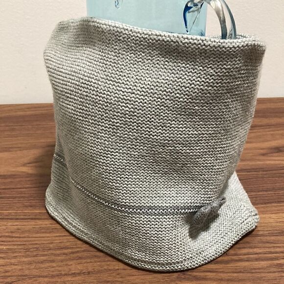 Jacadi Girls Knitted Neck Warmer in Gray with Bow. - Picture 6 of 7